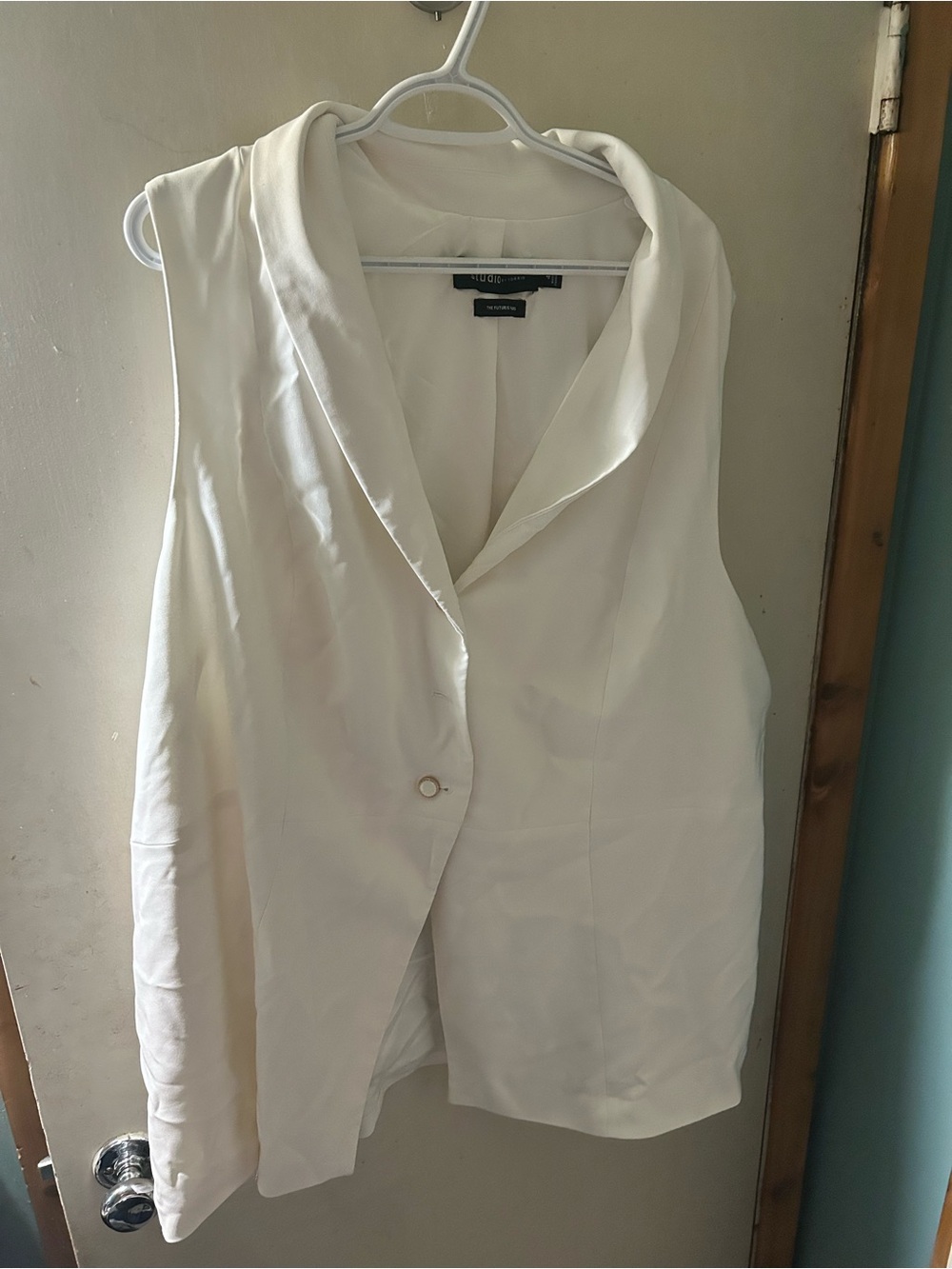 torrid White Sleeveless Long Blazer Vest